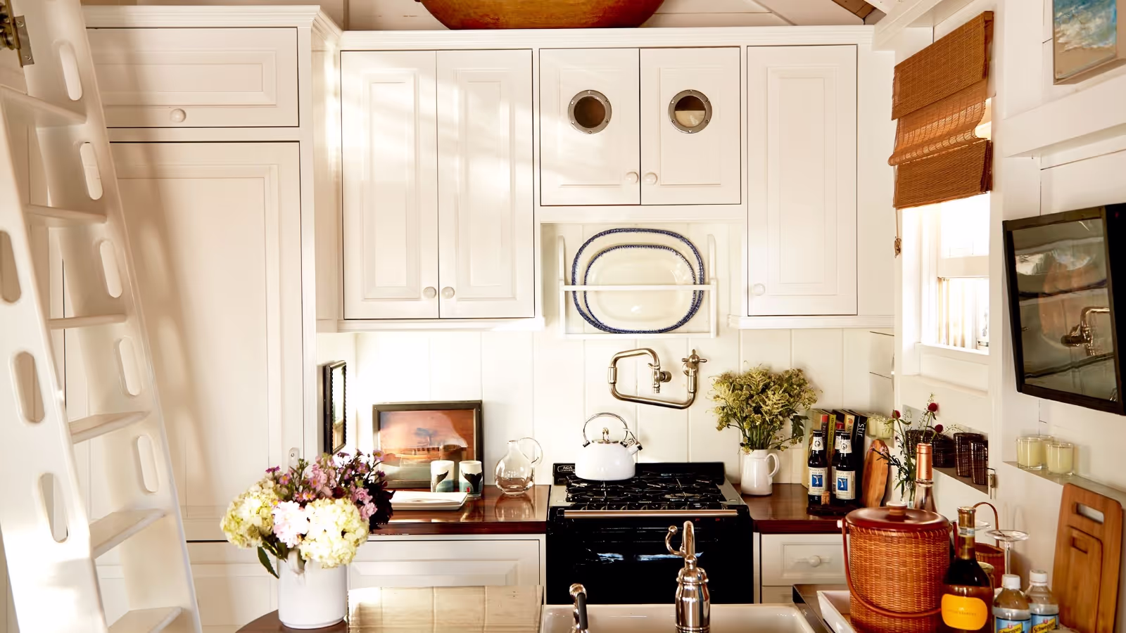 15 small kitchen ideas