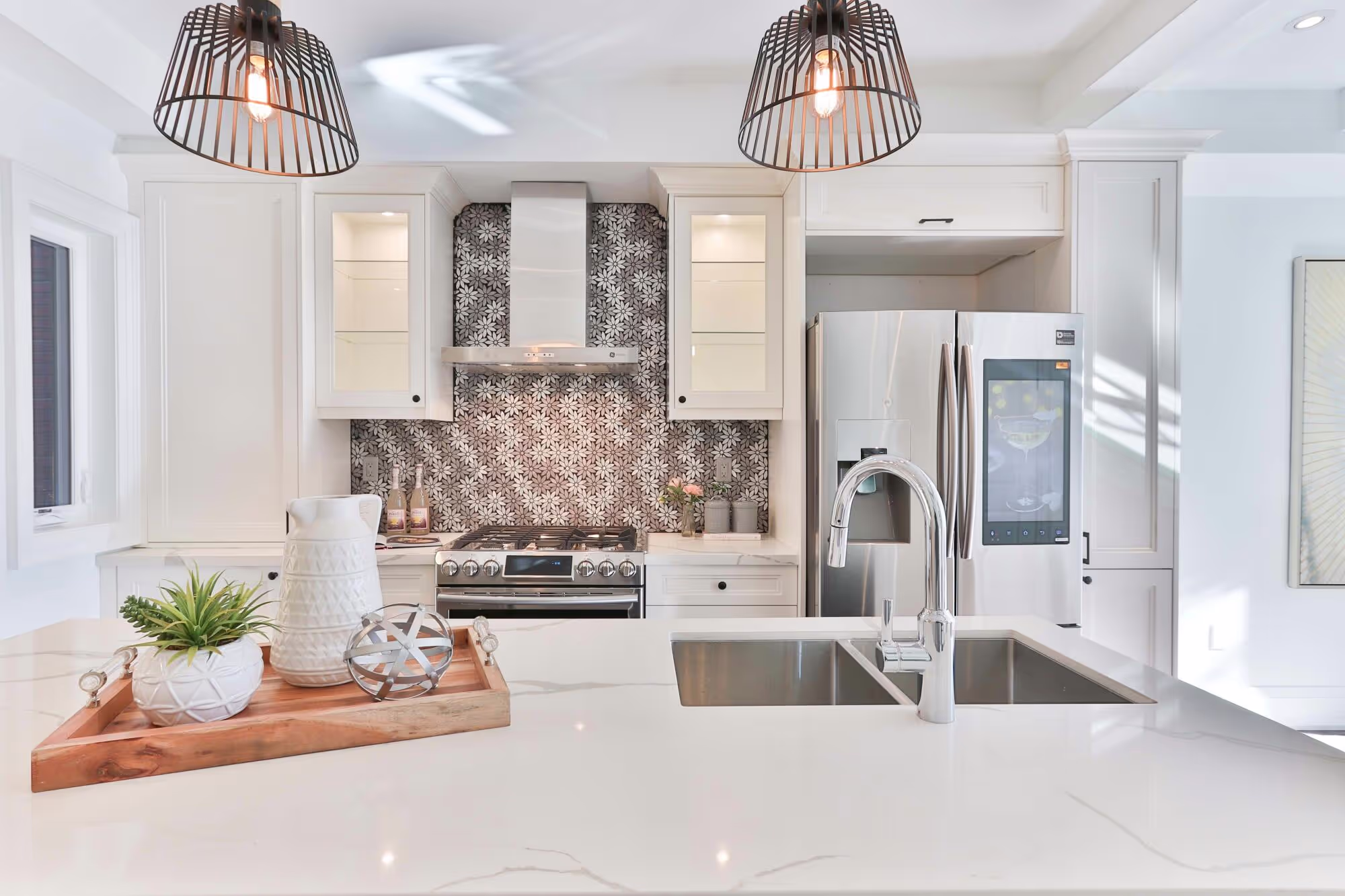 Surprise Granite White Quartz Kitchen Countertop Remodel
