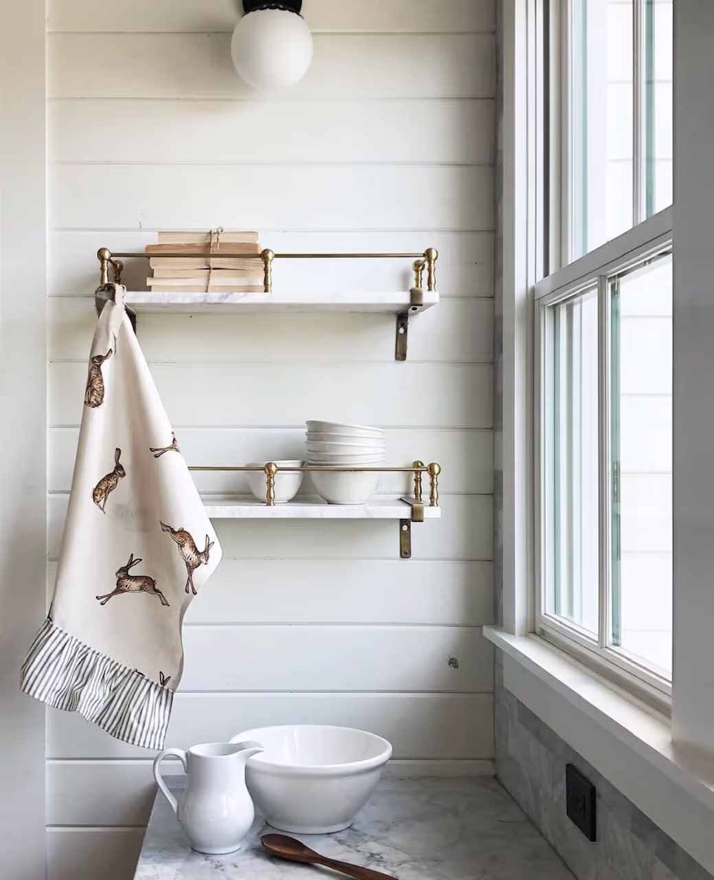 Chic Contemporary Kitchen Accessories for Christmas